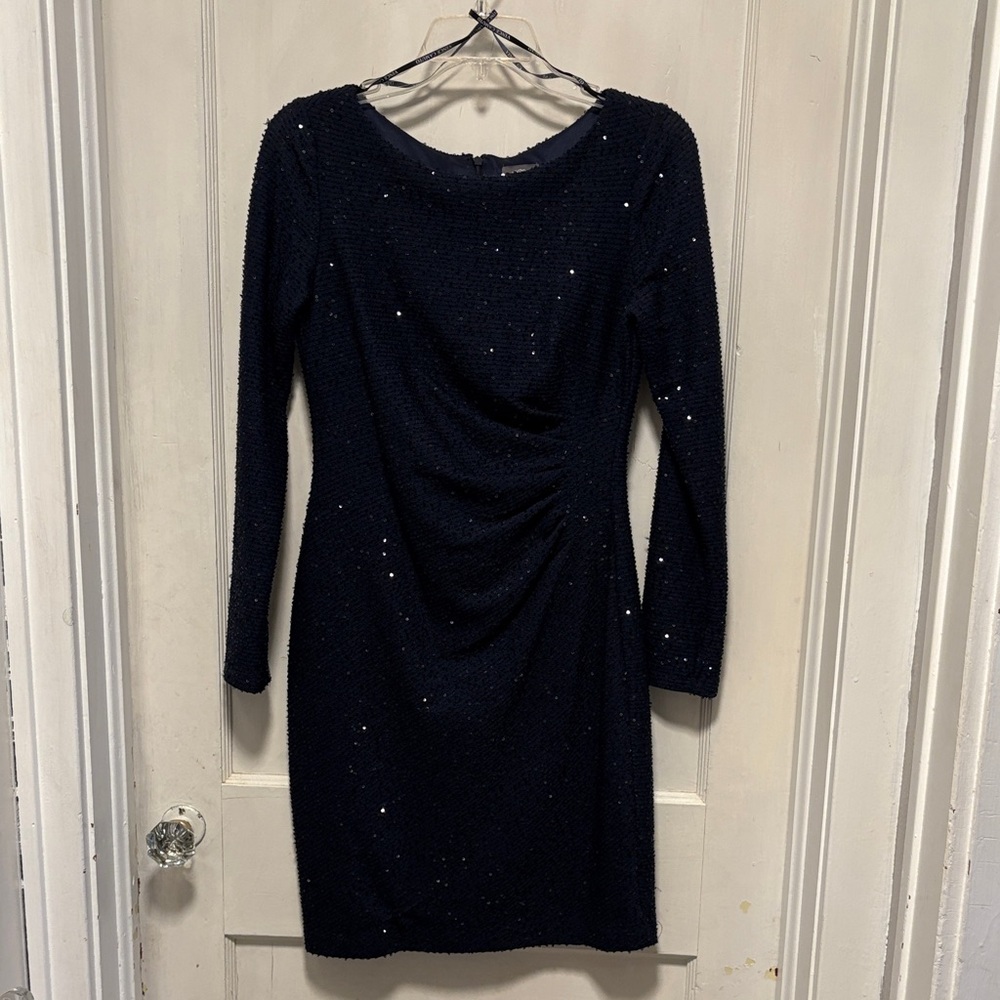 Vince Camuto Navy Blue Elegant Sequin Scoopneck Longsleeve Dress 6